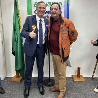 NOSSOS  CANDIDATOS   SANDERSON SENADOR  E GOLD  PRÉ A DEPUTADO FEDERAL